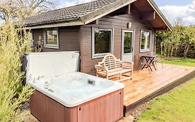 Avallon Lodges